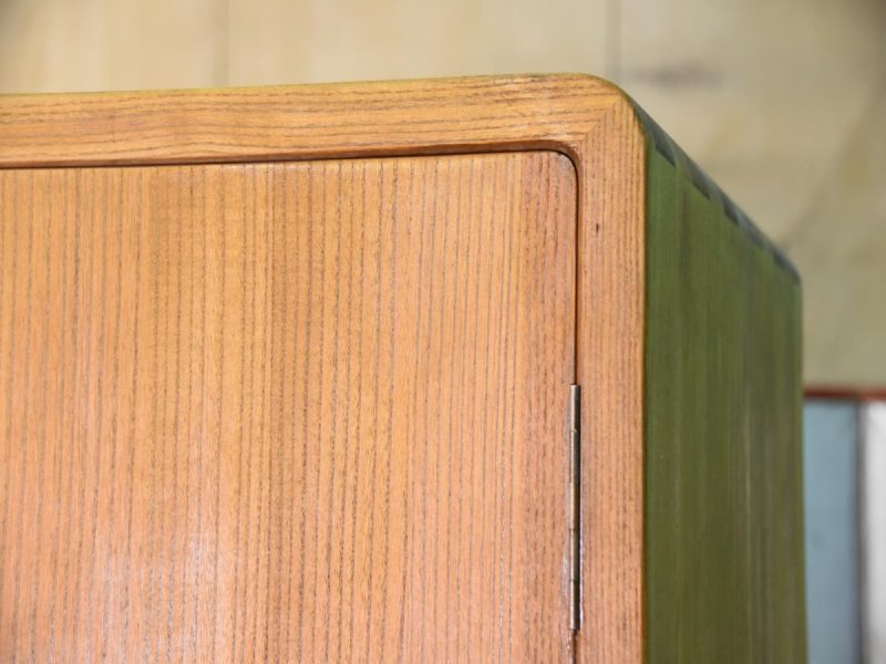 Japanese Wedding Chest made of Thick Paulownia Wood - Image 13