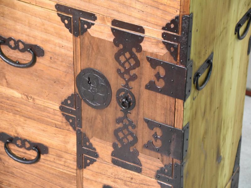 Antique 5 Drawer Clothing Chest - Image 16