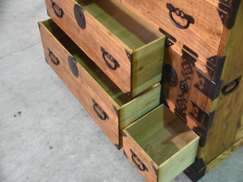 Antique 5 Drawer Clothing Chest - Image 10