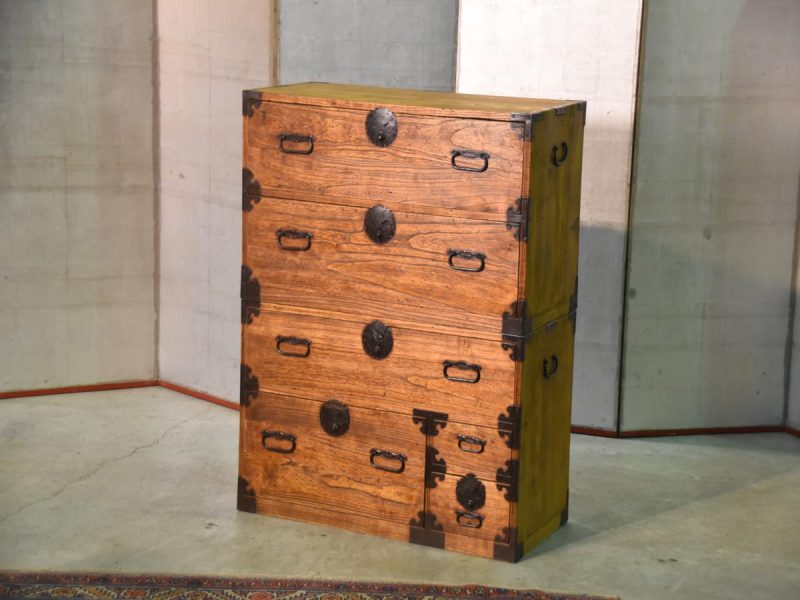 6 Drawer Antique Clothing Chest