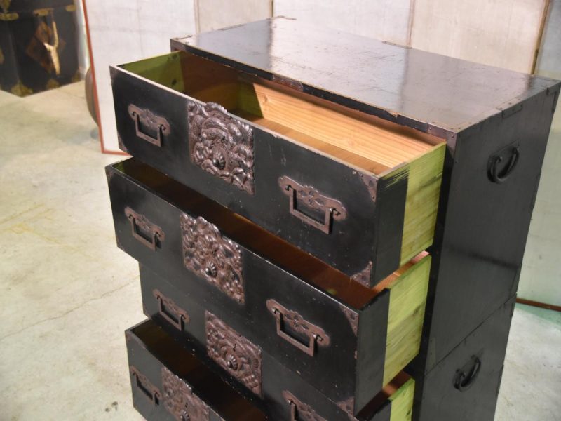 Japanese Black Lacquered Chest of Drawers (2 Sections) - Image 12