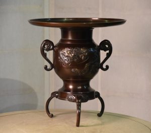 Japanese Usubata Bronze Ikenobu Vase