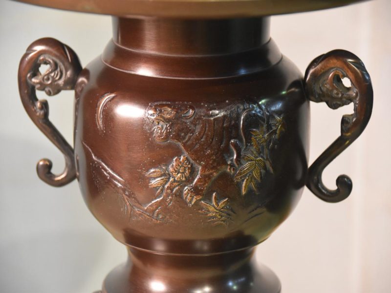 Japanese Usubata Bronze Ikenobu Vase - Image 5
