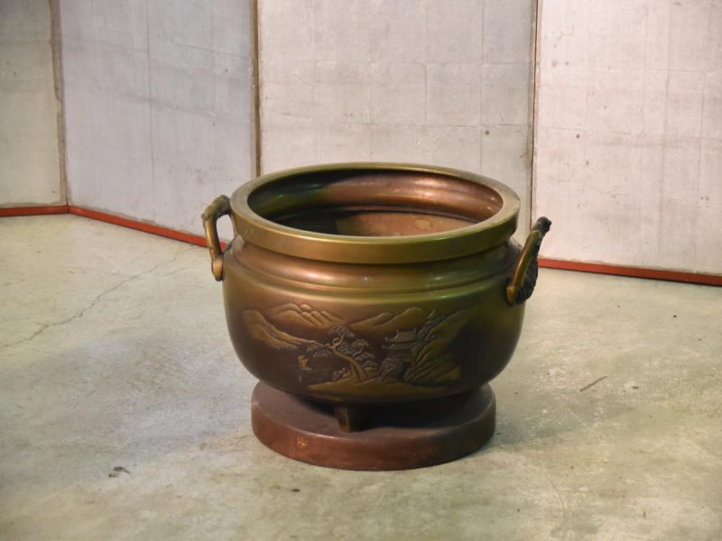 Large Cast Bronze Japanese Hibachi (Brazier) with a Wooden Base