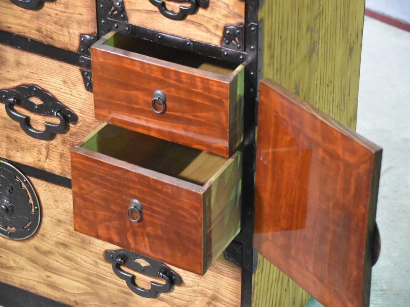 Antique Yonazawa Clothing Chest Tansu - Image 7