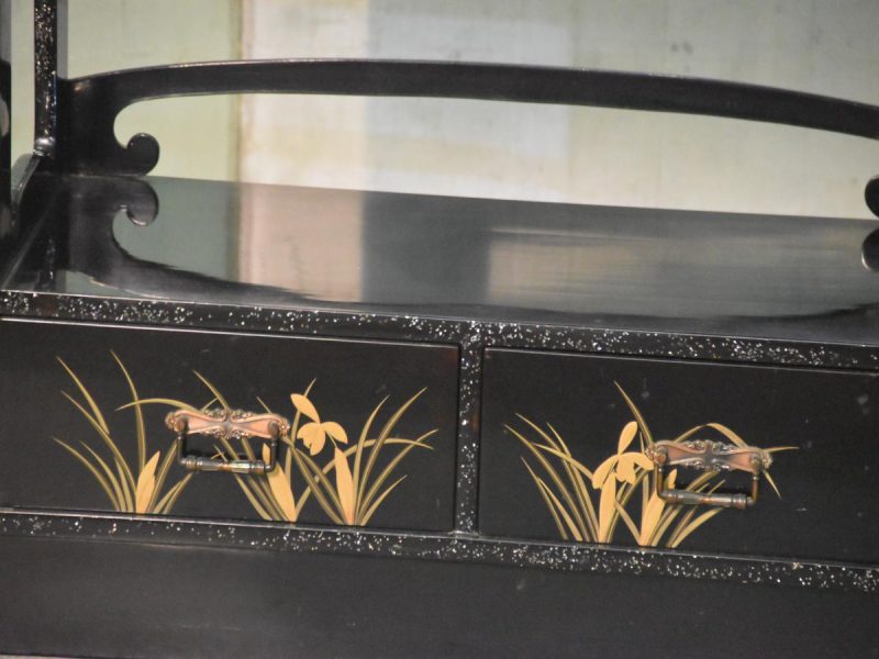 Japanese Black Lacquer Maki-E Kazari Dana Display Shelves - Image 11