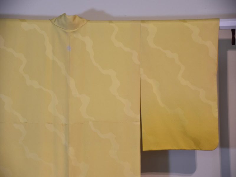 Golden Silk Kimono - Image 8