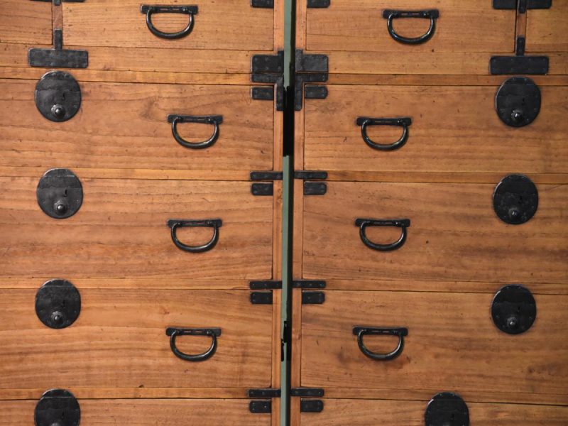 Pair of Clothing Chests - Image 2
