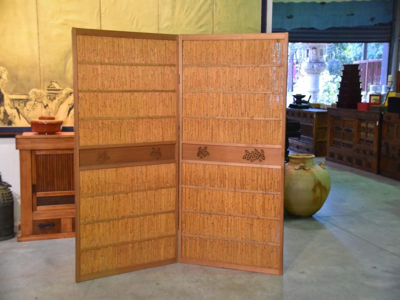 Japanese 2 Panel Free Standing Screen - Image 10
