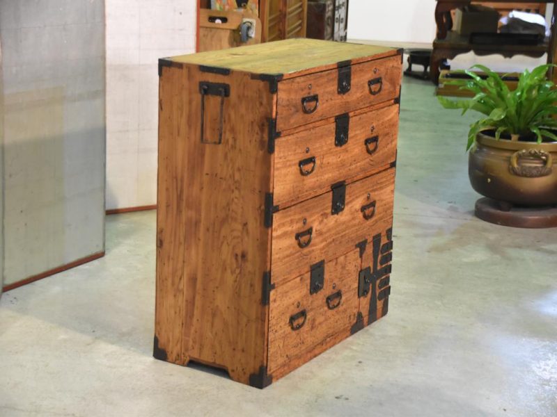 Antique 4 Drawer Clothing Chest - Image 3