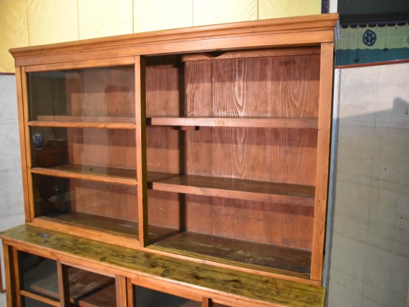 Japanese 1920's Shop Display Chest - Image 9