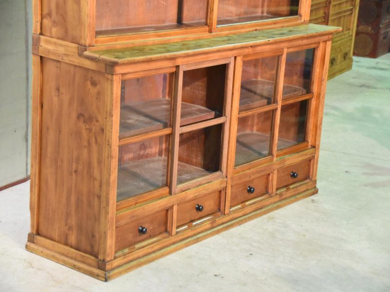 Japanese 1920's Shop Display Chest - Image 3
