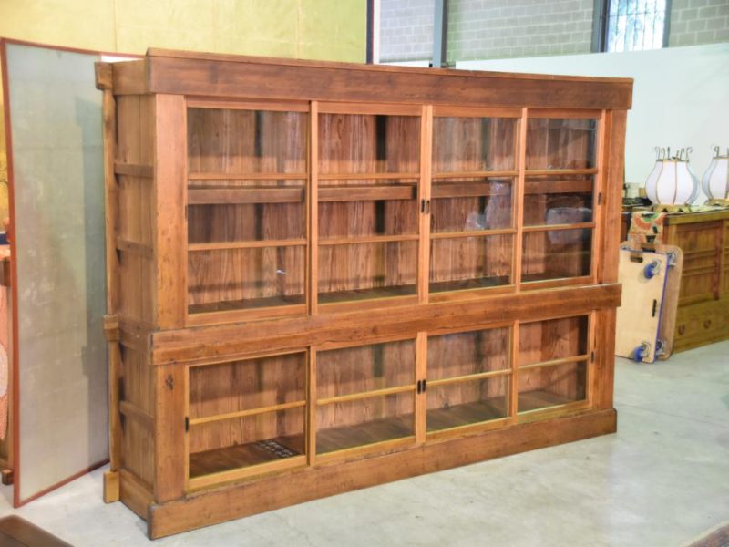 Antique Japanese Shop Display Chest - Image 4