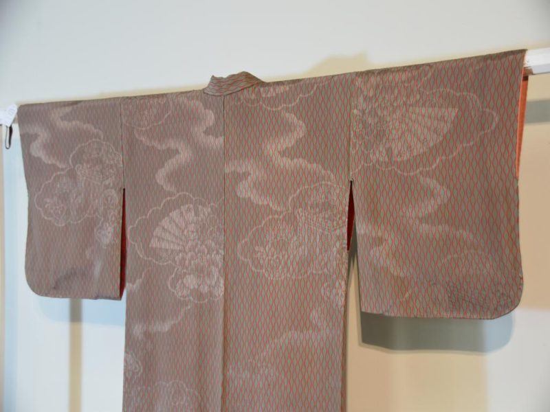 Silk Japanese Kimono - Image 6