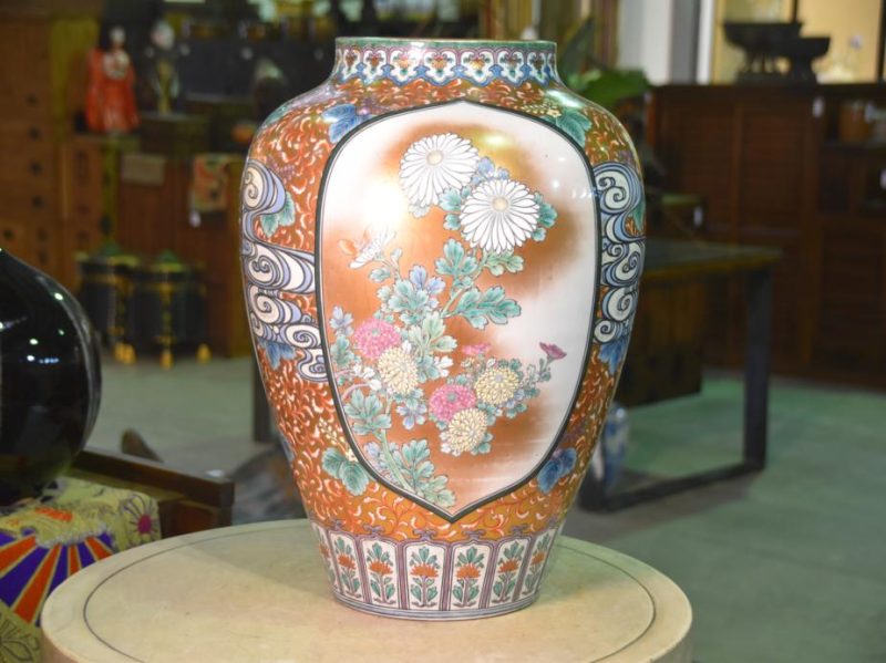 Arita Ware Large Ceramic Vase - Image 10