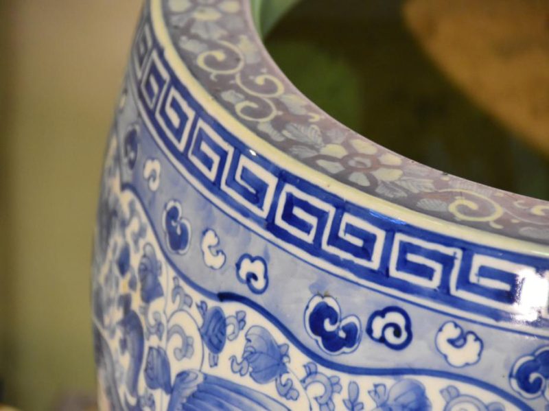Japanese Blue and White Porcelain Brazier Hibachi - Image 8