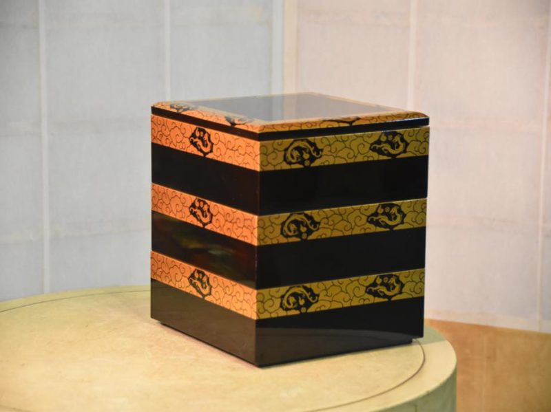 Jubako Japanese Lacquer Stacking Box - Image 2