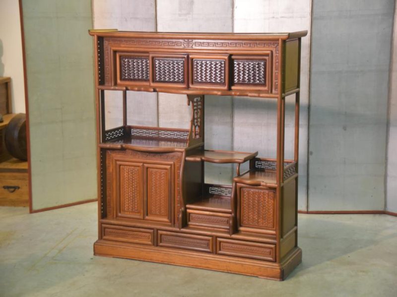 Chinese Export Kazari Dana Display Shelves