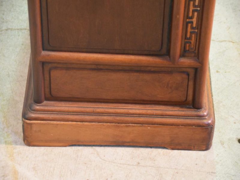 Chinese Export Kazari Dana Display Shelves - Image 5