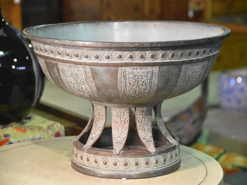Japanese Bronze Garden Basin - Image 6