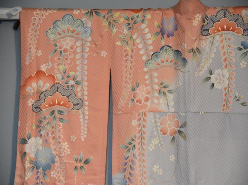 Pink and Grey Wisteria Japanese Vintage Kimono - Image 8