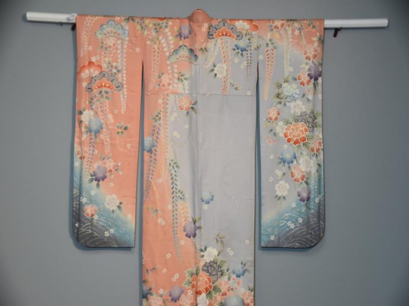 Pink and Grey Wisteria Japanese Vintage Kimono - Image 6