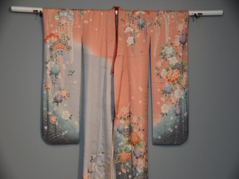 Pink and Grey Wisteria Japanese Vintage Kimono - Image 5