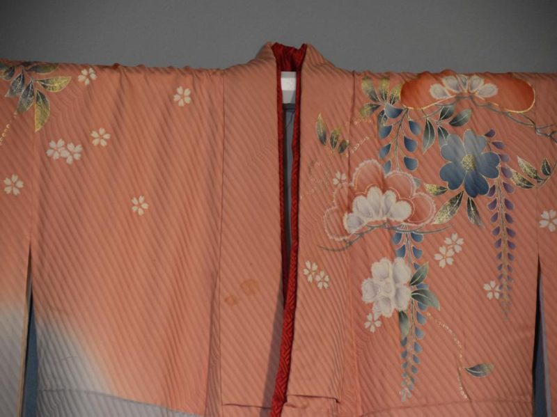 Pink and Grey Wisteria Japanese Vintage Kimono - Image 4