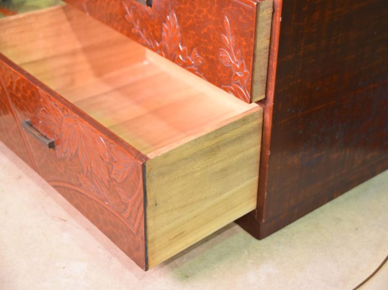 Kamakura Bori Lacquered Small Chest of Drawers - Image 9