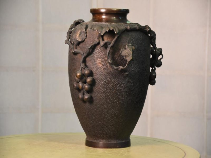 Japanese Bronze Grape Vase - Image 2