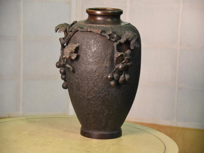 Japanese Bronze Grape Vase - Image 8