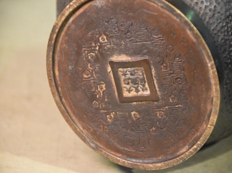Japanese Bronze Grape Vase - Image 3