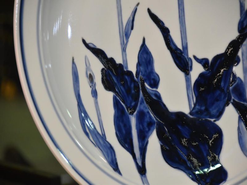 Japanese Celadon Plate Decorated with Tulips - Image 8