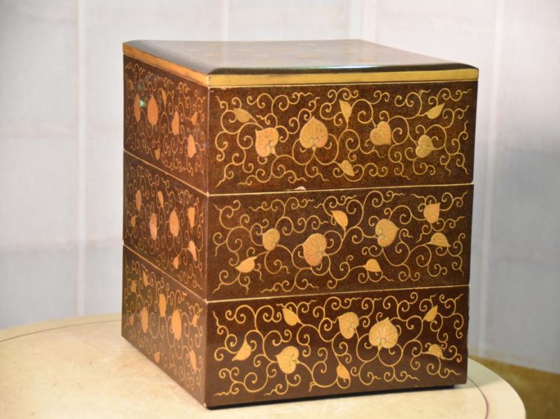 Jubako Lacquer 3 Tiered Lidded Box - Image 11