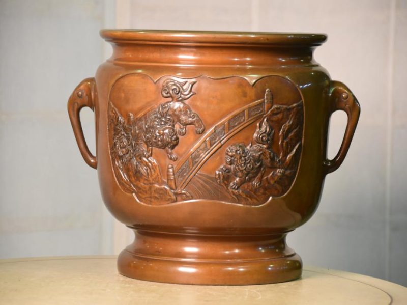 Japanese Cast Bronze Hibachi with Shi Shi - Image 12