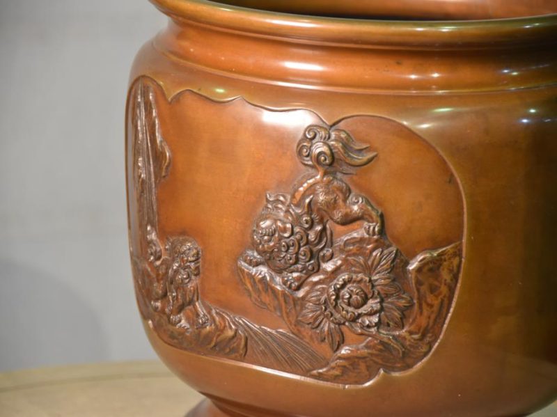 Japanese Cast Bronze Hibachi with Shi Shi - Image 8