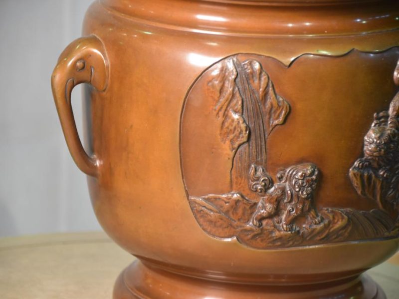 Japanese Cast Bronze Hibachi with Shi Shi - Image 6