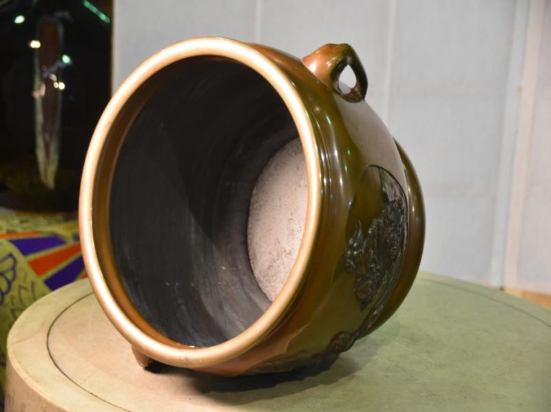 Japanese Cast Bronze Hibachi with Shi Shi - Image 4