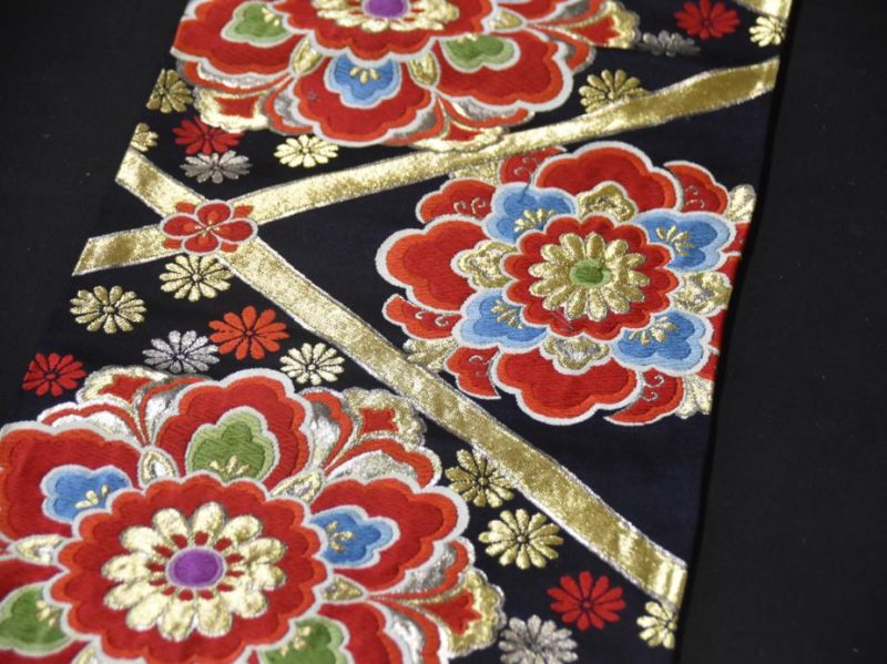 Red Black Blue and Gold Obi - Image 8
