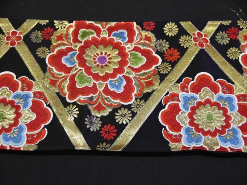 Red Black Blue and Gold Obi - Image 7