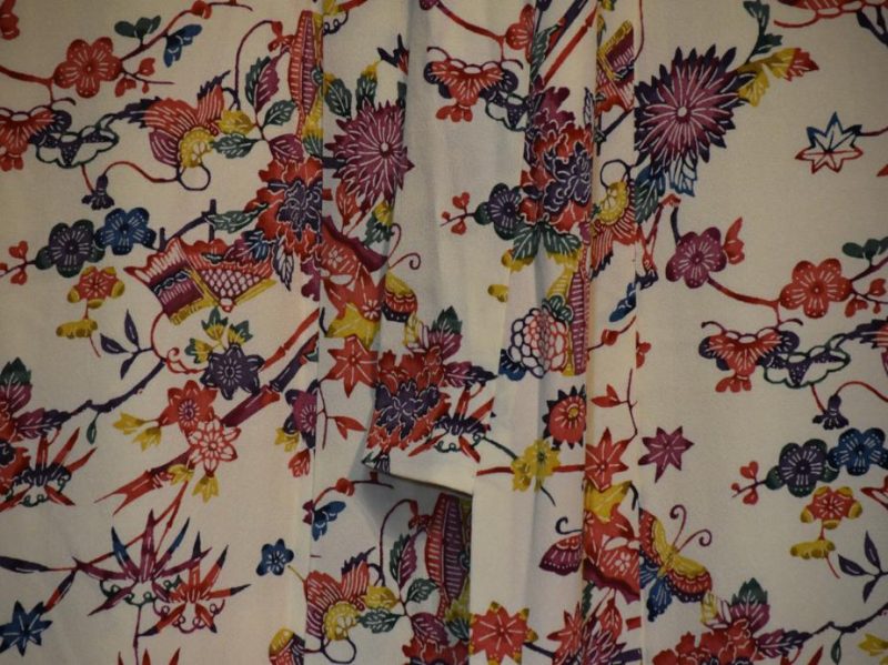 Japanese Floral Silk Vintage Kimono - Image 7