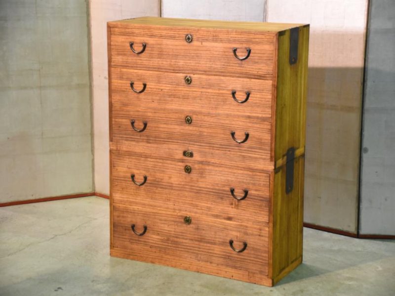 Japanese 5 Drawer Clothing Chest on Chest - Image 2