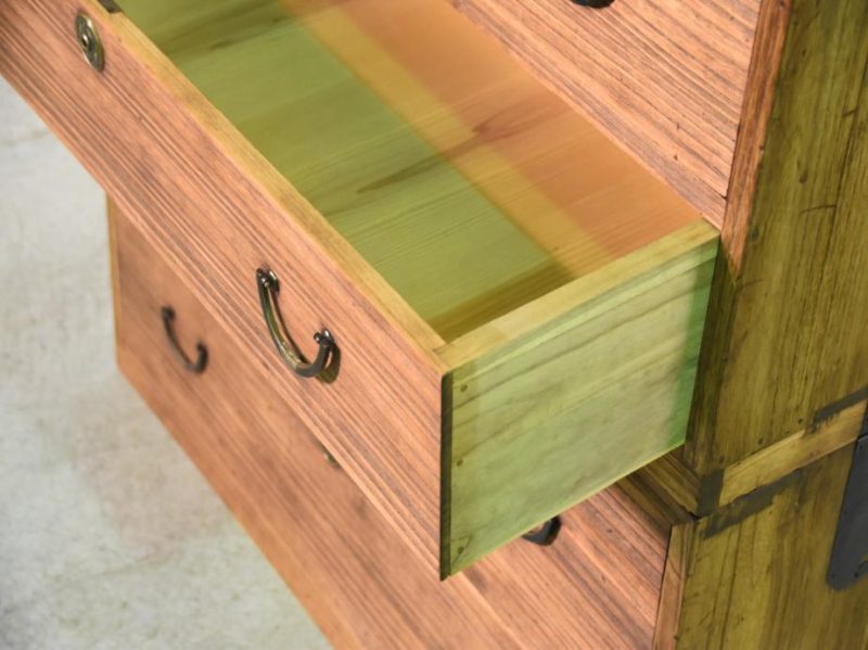 Japanese 5 Drawer Clothing Chest on Chest - Image 7