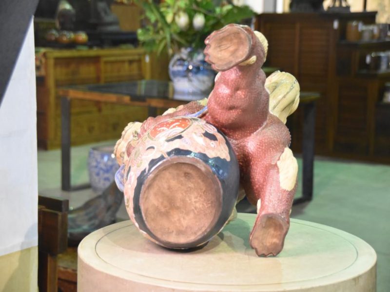Japanese Porcelain Lion Dog Shi Shi from Kutani Yaki - Image 3