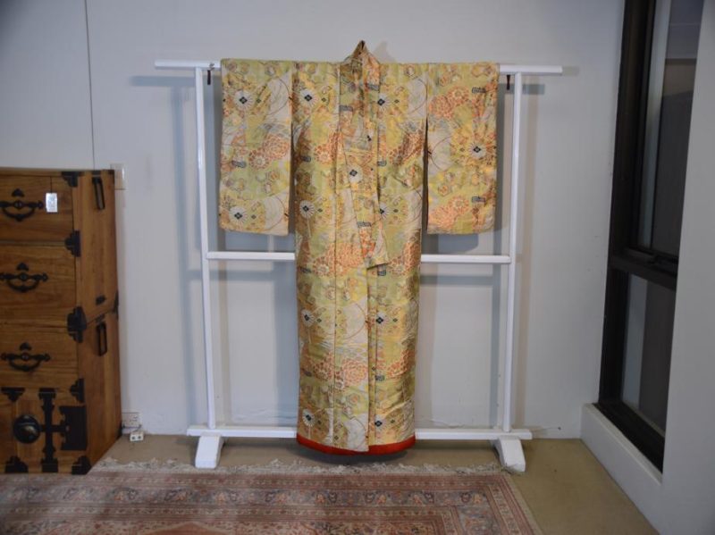 Japanese Wedding Kimono - Image 3
