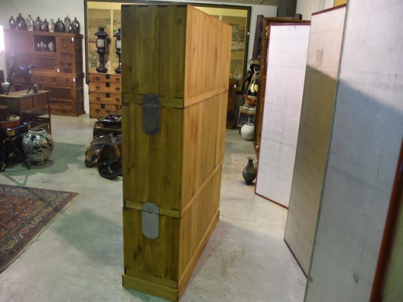 Japanese 1950's Wedding Chest - Image 3