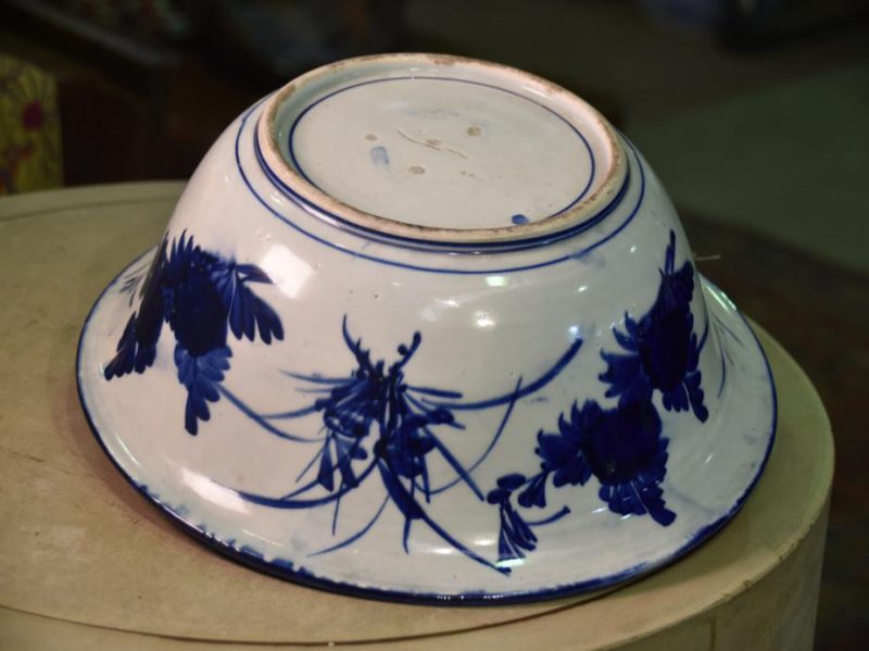 Large Japanese Blue and White Bowl - Image 4