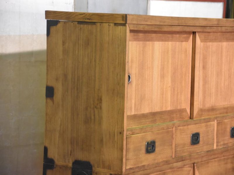 Pair of 1930's Japanese Wedding Chests - Image 5
