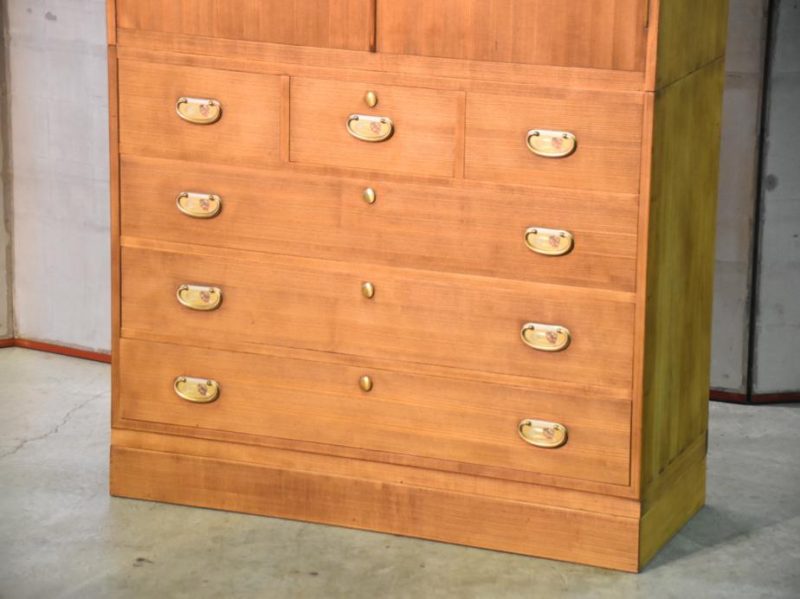Solid Paulownia Wood Wedding Chest - Image 13