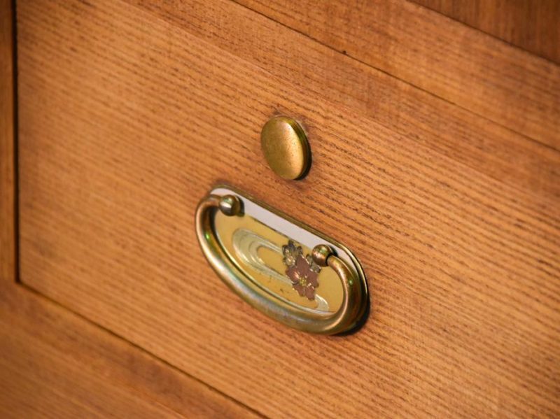 Solid Paulownia Wood Wedding Chest - Image 9